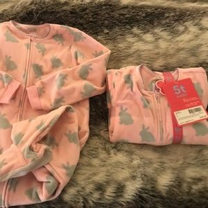 4T and 5T NWT Carters Zip Up Pajamas